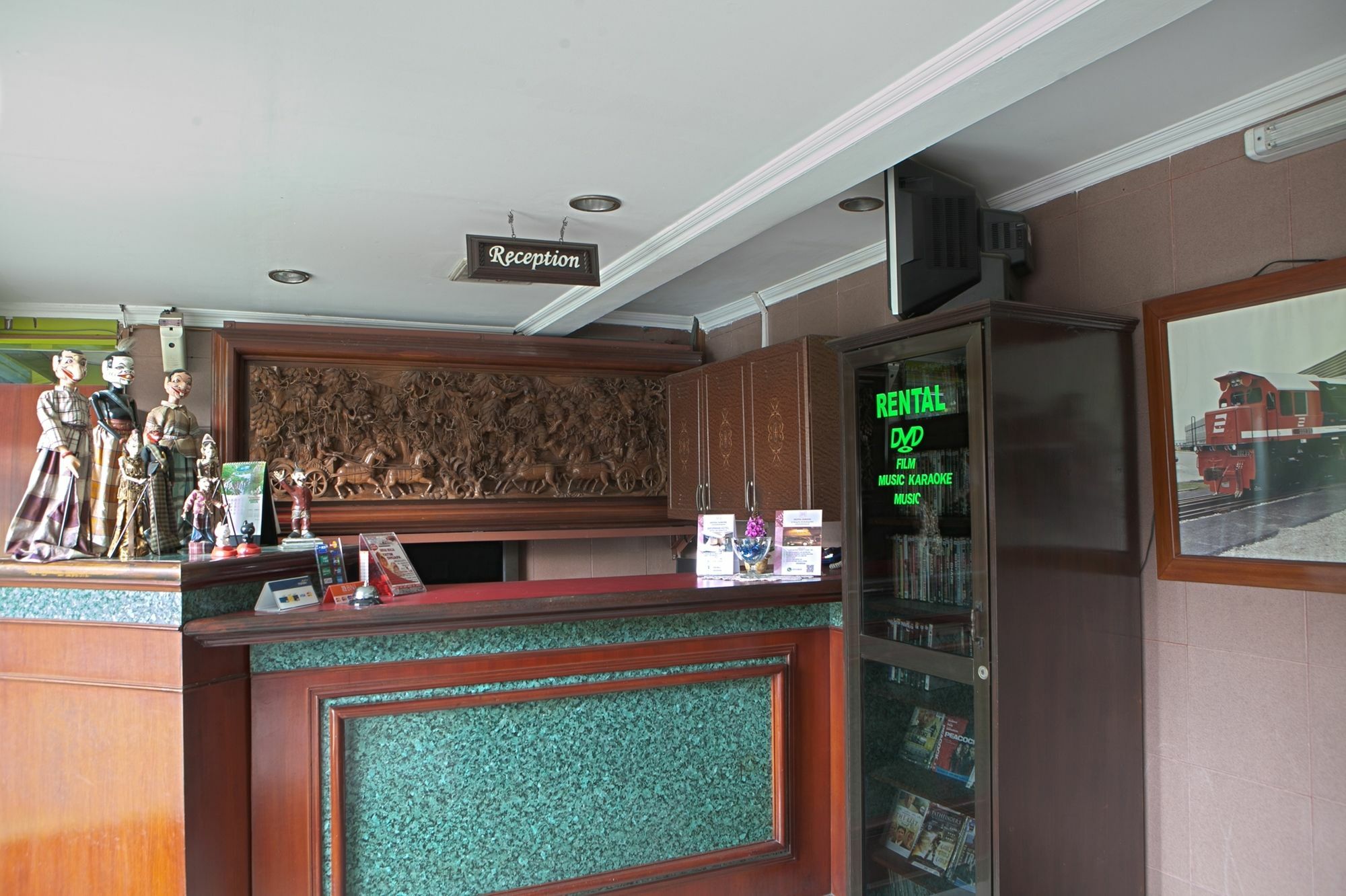 Reddoorz Plus Near Riau Street Bandung Exterior photo